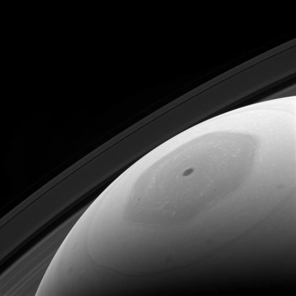 Den sekskantede jetstrømmen ved Saturns nordpol